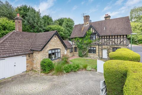 5 bedroom semi-detached house for sale, The Street, Bolney, Haywards Heath, West Sussex, RH17