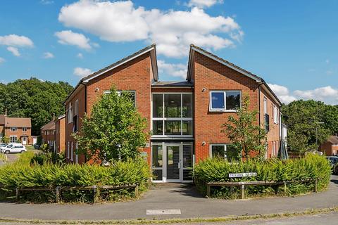 2 bedroom flat for sale, Bluebells, Trasher Mead, Dorking, RH4