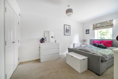 1 bedroom flat for sale, Thornbury Way, Waltham Forest, London, E17