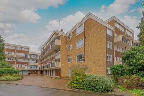 Crieff Court, Teddington, TW11