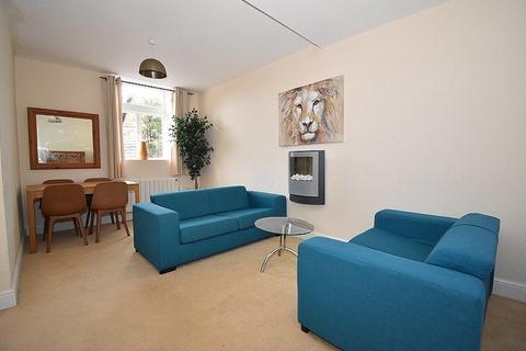 2 bedroom flat to rent, Northernhay Street, Exeter, EX4