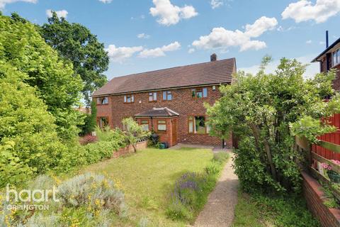 11 Cotmandene Crescent, Orpington, BR5 2RE