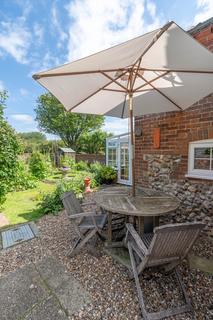 3 bedroom cottage for sale, The Street, Barney, NR21