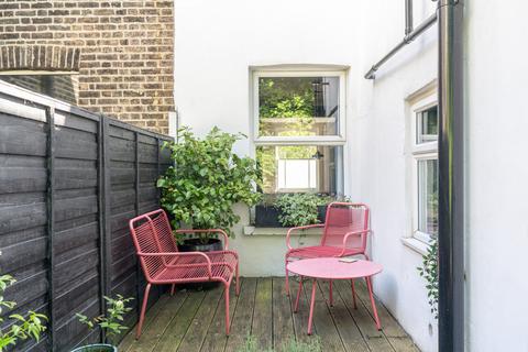 2 bedroom terraced house for sale, Amersham Grove, London, SE14