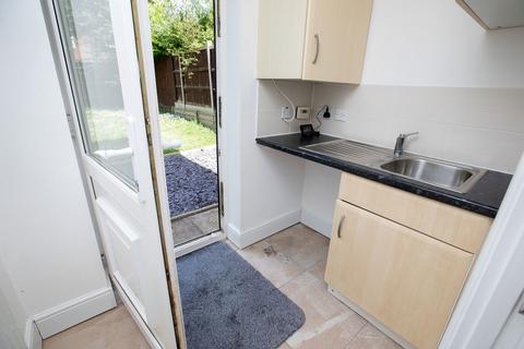 53 Chepstow Road, Corby, NN18 8QQ