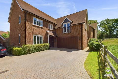 4 bedroom detached house for sale, Flora View, Chineham, Basingstoke, Hampshire, RG24