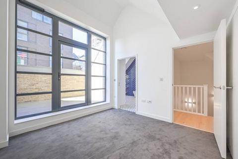 4 bedroom terraced house to rent, Orchard Place, E14, Tower Hamlets, LONDON, E14