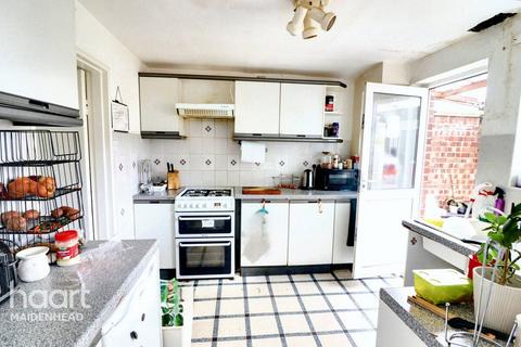 4 bedroom terraced house for sale, Anne Close, Maidenhead