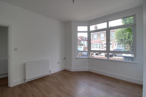 3 bedroom terraced house for sale, Alderton Road, Croydon CR0