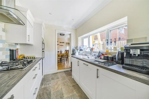36 Edgell Road, Staines-upon-thames, TW18 2ES