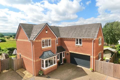 5 bedroom detached house for sale, Blue Bell Close, Wrinehill, CW3