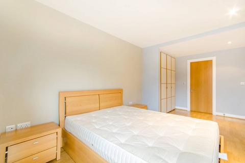 2 bedroom flat to rent, Lymington Road, West Hampstead, London, NW6
