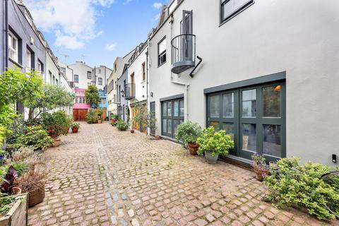 3 bedroom mews to rent, Alba Place, London, W11