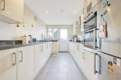 3 bedroom semi-detached house for sale, Church Road, Basildon, Essex, SS14