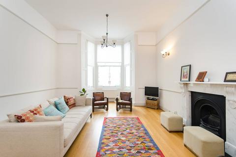 3 bedroom flat to rent, Randolph Gardens, Maida Vale, London, NW6