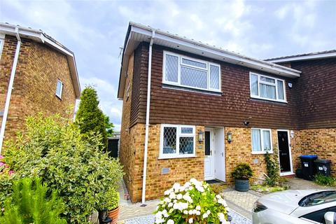 2 bedroom end of terrace house for sale, Staines-upon-Thames, Surrey TW18
