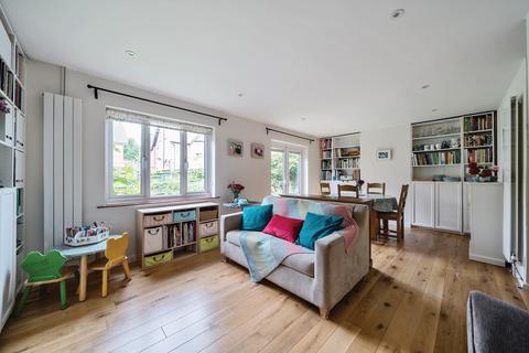 30 Stonedene Close, Forest Row, RH18 5DB