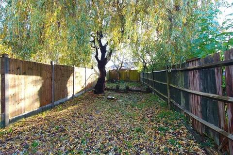 3 bedroom semi-detached house for sale, Croyde Avenue, Hayes