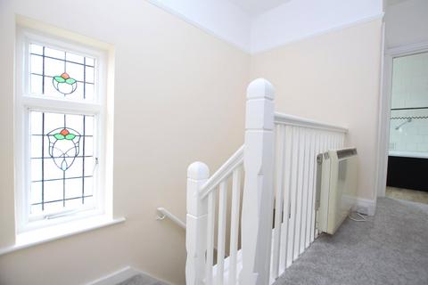 1 bedroom flat to rent, Seamill Park Crescent, Worthing, West Sussex, BN11