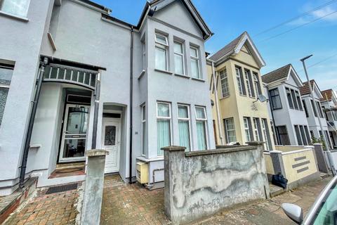 3 bedroom terraced house for sale, Claremont Road, Luton, Bedfordshire, LU4 8LY