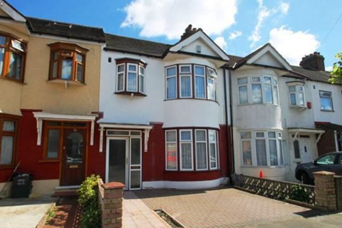 3 bedroom terraced house for sale, St. Thomas Gardens, Ilford IG1