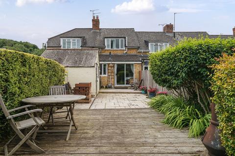 30 Townsend, Montacute, TA15 6XH