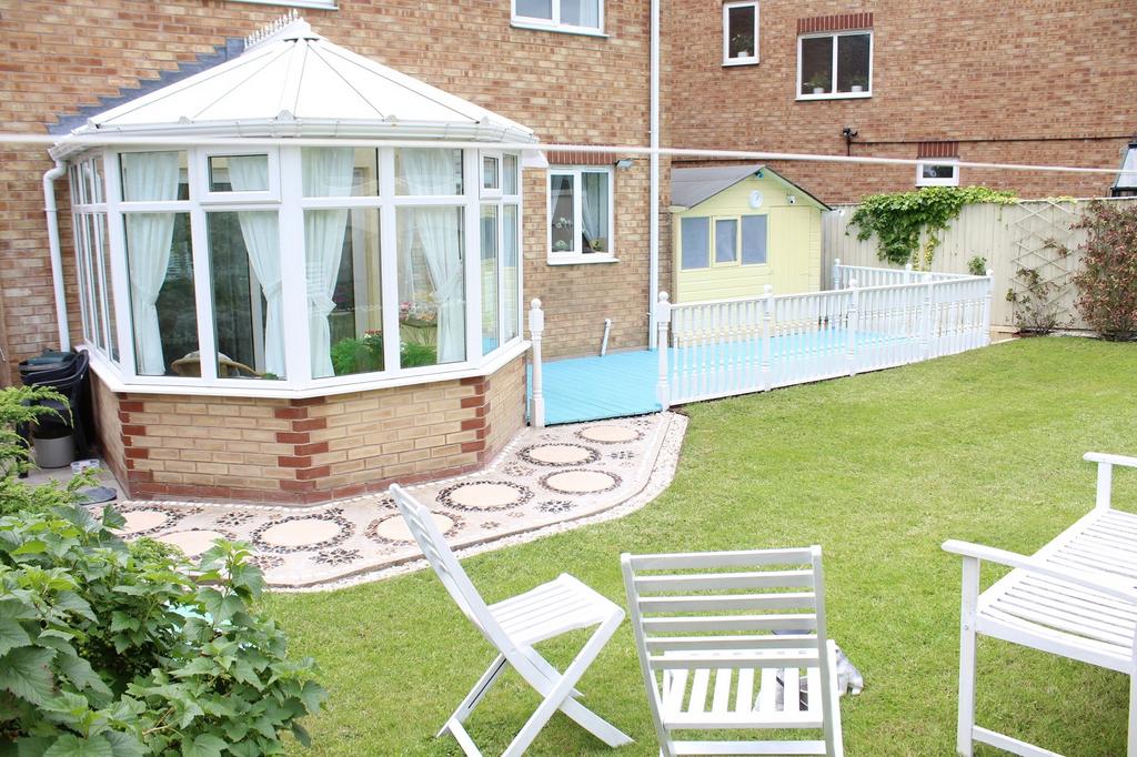 Outside Picture 3