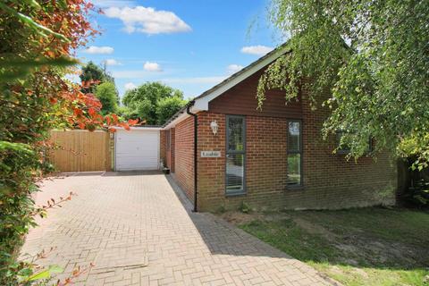 3 bedroom bungalow for sale, Fairview Lane, East Sussex TN6