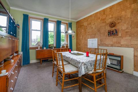 22 Learmonth Gardens, Edinburgh, EH4 1HA