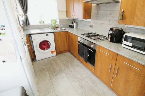 2 bedroom flat for sale, Wansbeck Avenue, Blyth, NE24