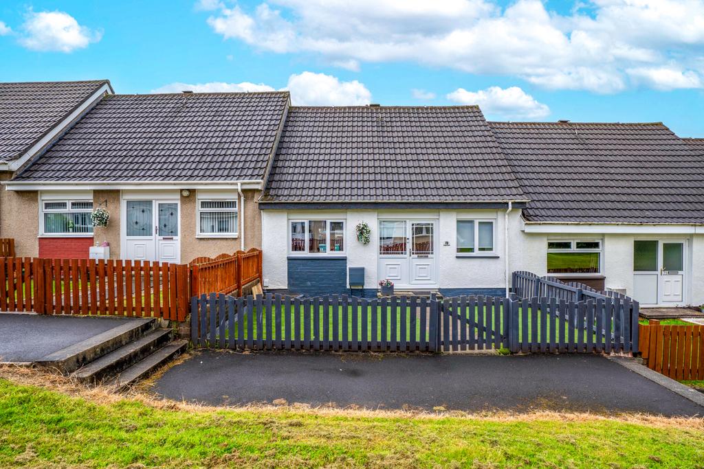 73 Glengarriff Road, ML4 3 bed terraced house for sale £135,000
