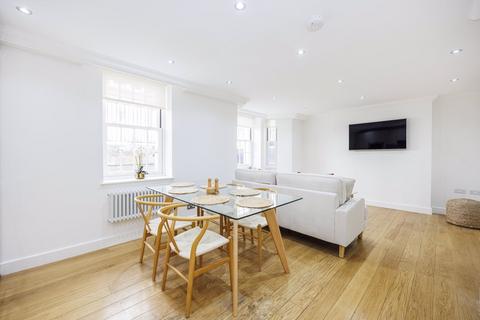 2 bedroom maisonette to rent, 7 Huntley Street, Bloomsbury, London WC1E