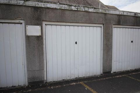 Garage to rent, Ellenborough Park South, Weston-super-Mare