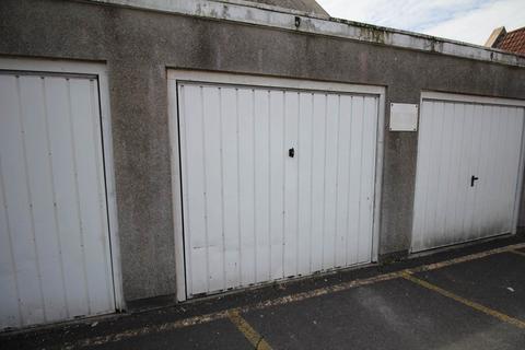 Garage to rent, Ellenborough Park South, Weston-super-Mare