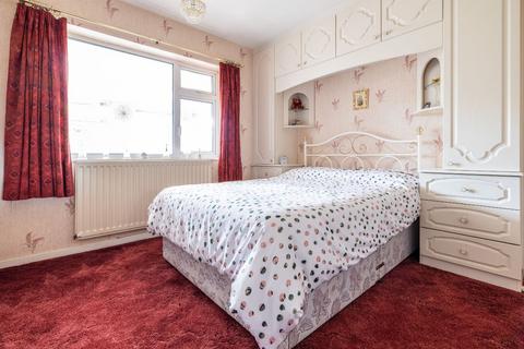 2 bedroom bungalow for sale, Beancroft Road, Marston Moretaine, Bedford