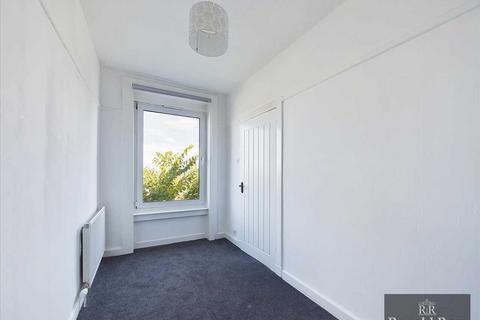 3 bedroom apartment for sale, Montford Avenue, King's Park, Glasgow