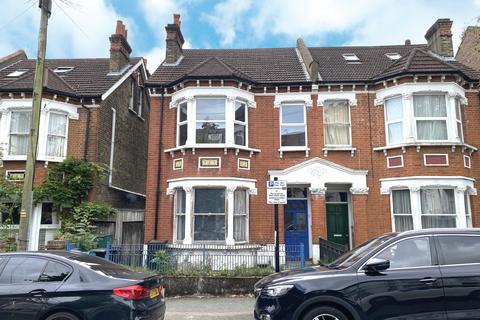 2 bedroom flat for sale, Flat 1, 16 Chalfont Road, South Norwood