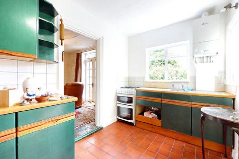2 bedroom flat for sale, Flat 1, 16 Chalfont Road, South Norwood