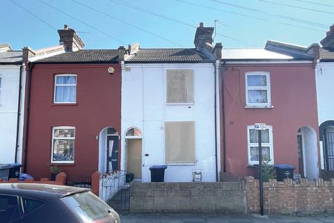 4 bedroom terraced house for sale, 107 Woodheyes Road, Neasden