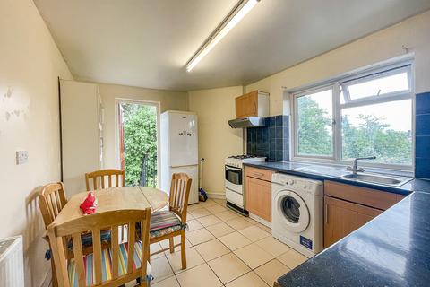 112 Turnpike Lane, London, N8 0PH