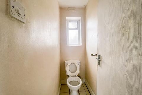 112 Turnpike Lane, London, N8 0PH