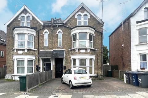 3 bedroom maisonette for sale, Flat 2, 32 Beaconsfield Road, New Southgate