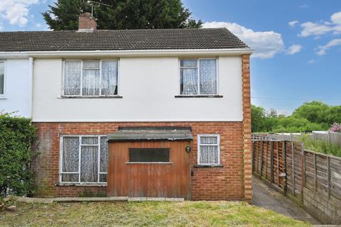 3 bedroom end of terrace house for sale, 25 Lesford Road, Reading