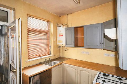 3 bedroom terraced house for sale, 24 Alma Street, Sticker Lane, Bradford