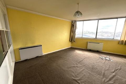 2 bedroom flat for sale, Flat 4(C), Arlington House, All Saints Avenue, Margate, Kent