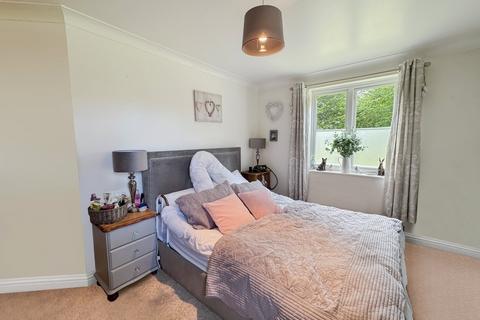 2 bedroom flat for sale, Castle Gardens, Ipswich IP5