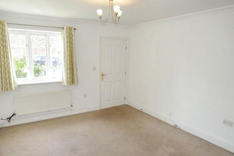 4 bedroom end of terrace house to rent, Castle Mews, Usk NP15