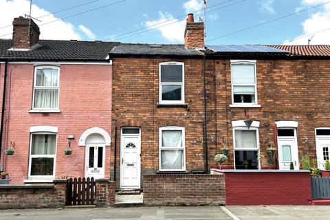 2 bedroom terraced house for sale, 18 Stanley Street, Gainsborough