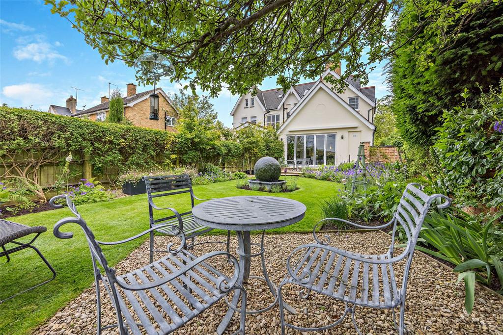 Sunny Seating Areas