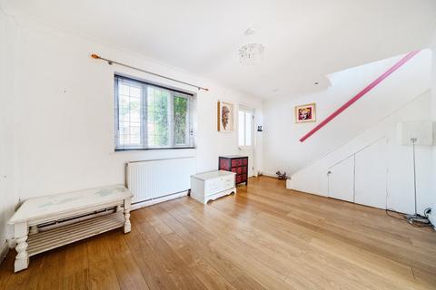 28 James Road, Peasmarsh, Guildford, GU3 1NF
